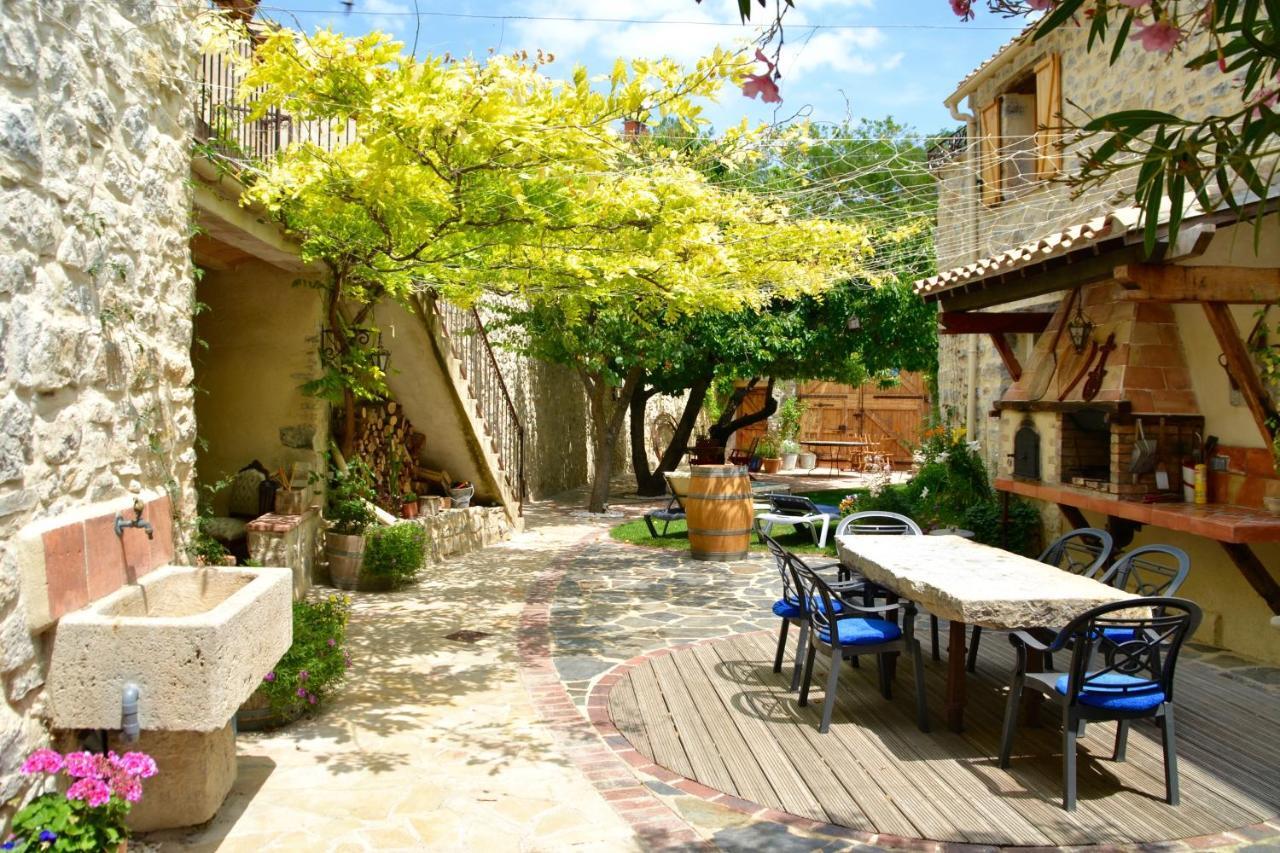 Holidays In Lagrasse Eksteriør billede